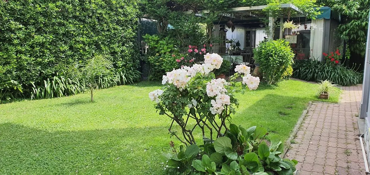 Frühstückspension Guest House Il Giardino In Citta La Spezia