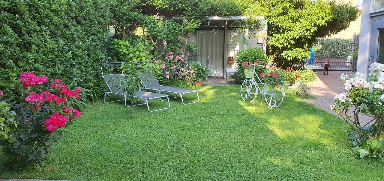 Guest House Il Giardino In Citta La Spezia 2*,
