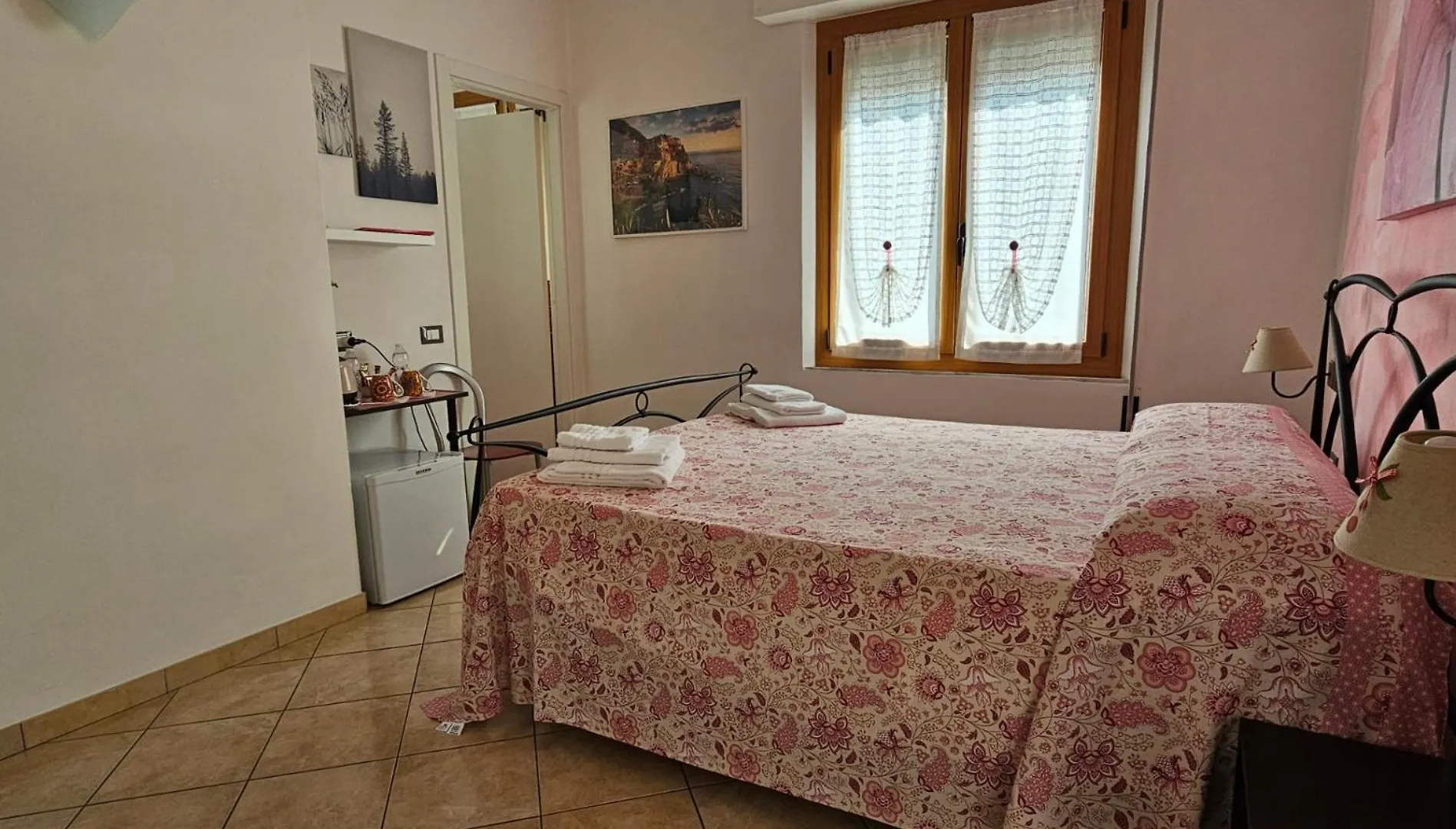 Guest House Il Giardino In Citta La Spezia Frühstückspension