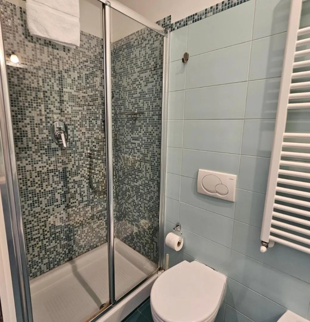 Guest House Il Giardino In Citta La Spezia Bed and breakfast